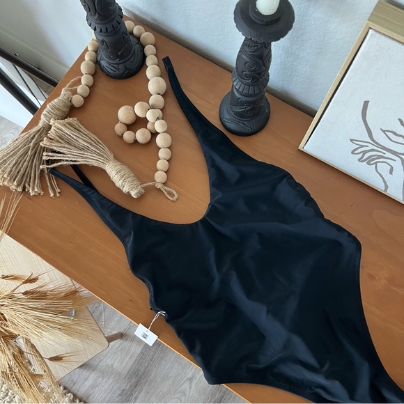 SOLD ❌ BLACK LOW BACK HIGH WAISTED ONE PIECE SWIMSUIT - Picture 2 of 5